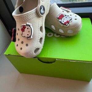 CROCS Kids Sandals - Cream with Hello Kitty